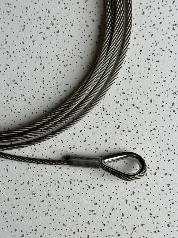 aircraft-rated stainless steel cable with thimble and swage